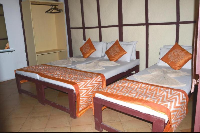 Banani Resort By Wb Inn Gosāba Exterior photo